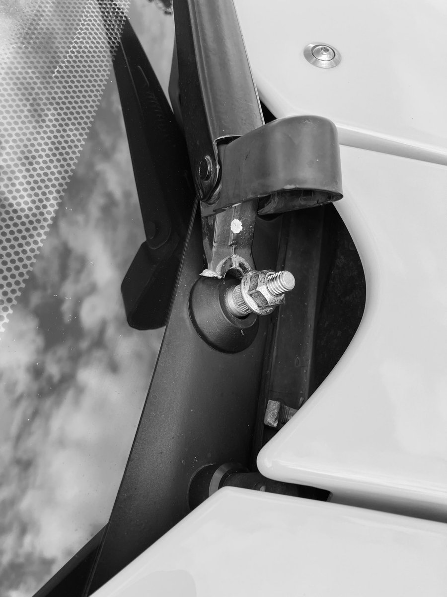 ガスト tweet media