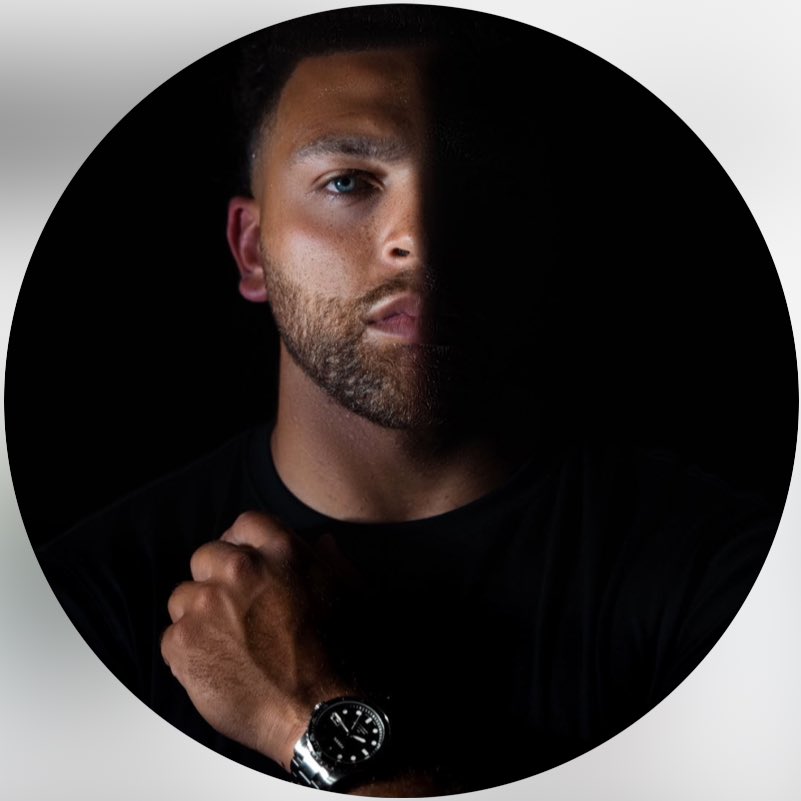 TheBigBroTea's tweet image. So like is Devonta’s pf pic AI or what’s going on here? #LoveIsBlind