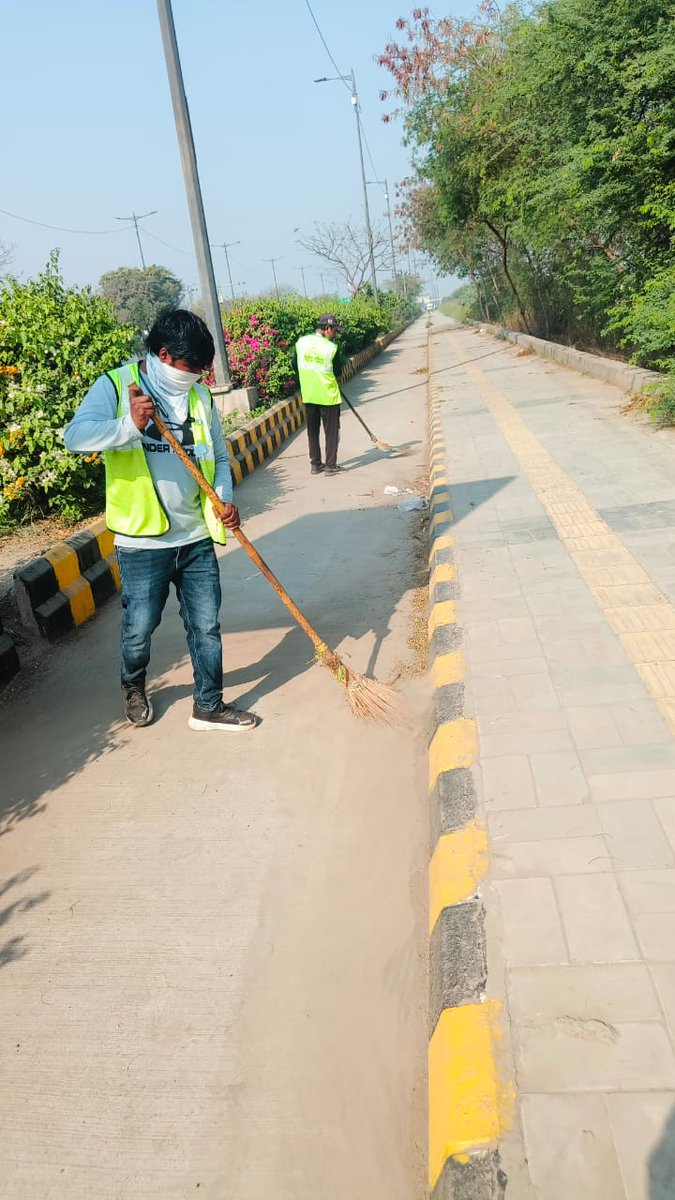 Dy.Commissioner, Civil Lines Zone tweet media