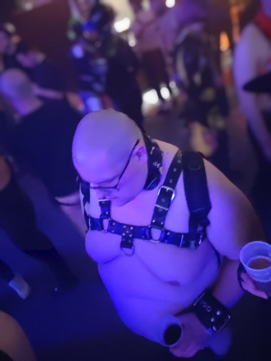 2nd day darklands. It felt very natural to walk around like that and serve Master.