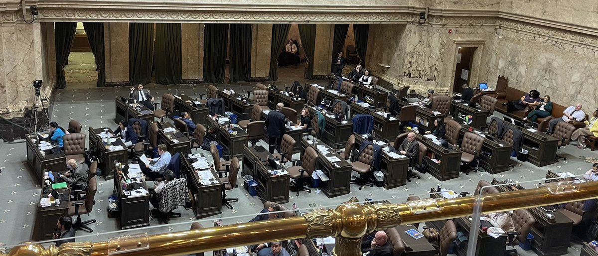 AnthonyMixerWA's tweet photo. While House Republicans (@WaHouseGOP) fight to defend your dully elected sheriff, most House Democrats are not even on the floor listening.

This is despicable. https://t.co/aPlUPwBTtt