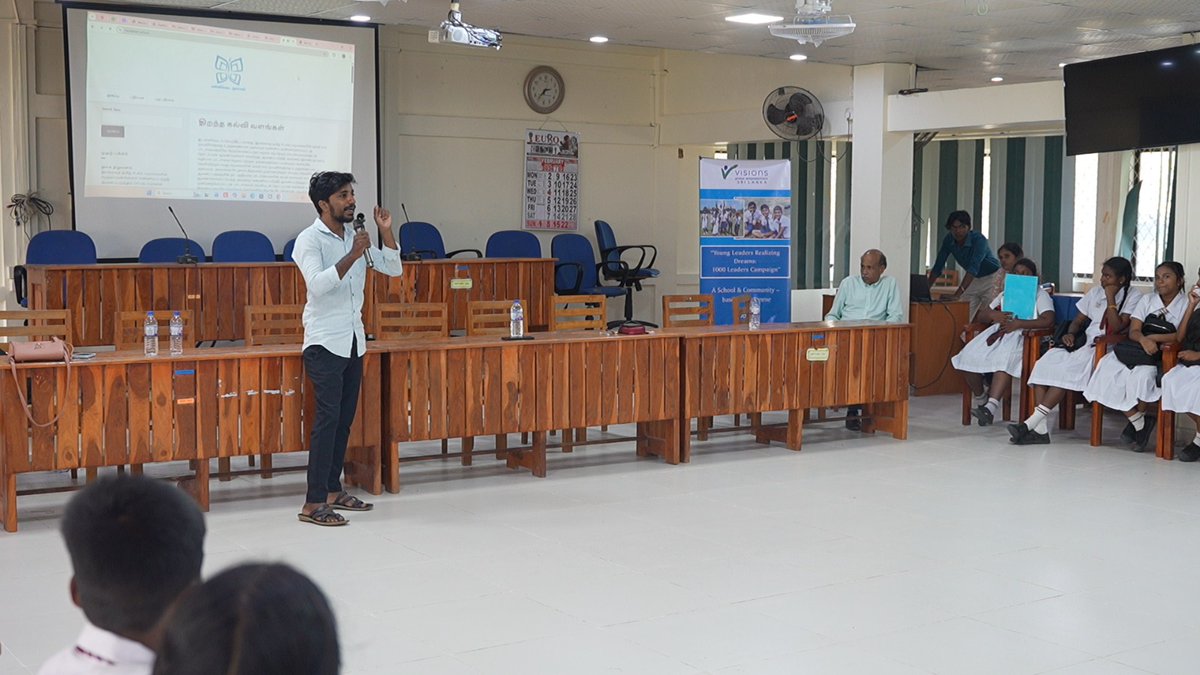 Noolaham Foundation tweet media