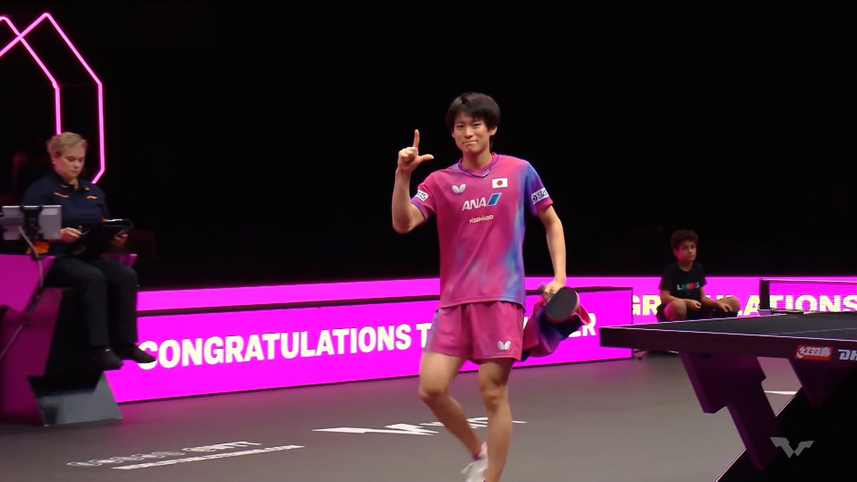 weponpanda's tweet photo. 明日のWEEKLY PING PONG NEWSは🏓 
昨年64年ぶりの金メダルに輝いた 
とがしのペア特集第2弾
 #戸上隼輔 が熱中している趣味とは 
ポンポンは今週も体調不良
さらに出演者全員ののどの調子が、、

テレ東系明日よる10時55分から放送です！ 
#WEポン #テレ東卓球 https://t.co/PmmUysoqST