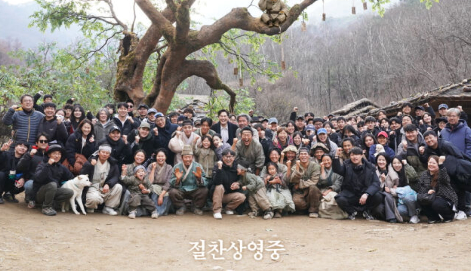 왕사남 천만 넘었네 
이로써 오달수가 
천만영화 9개라는 필모를 갖게됨 쌰갈