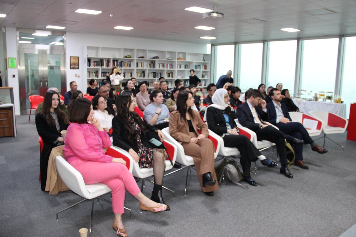 Italy in Chongqing tweet media