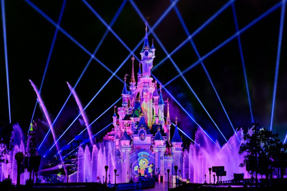 DLP World tweet media