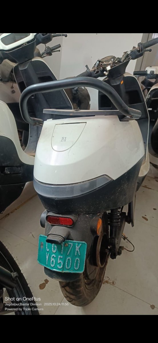 ManishSamarath's tweet photo. @Patel_srd @OlaElectric @bhash You’re damn lucky bro 👍 ..my ola air is at  Jagdalpur service centre for last 8 months and no one from Ola initiate a single apology towards their pathetic service…Bhavish ji is this spcl case ? https://t.co/6l9zLjNE7k