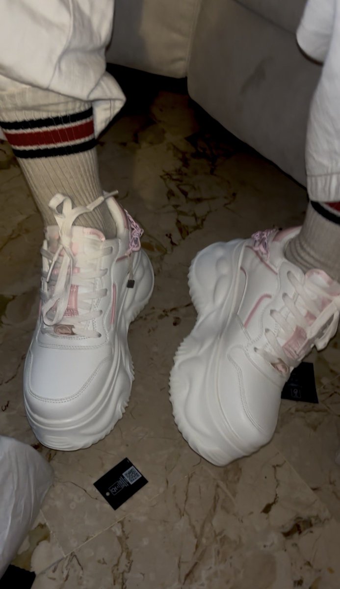 Trixiebee_dirtysocks 4.99$ OF tweet media