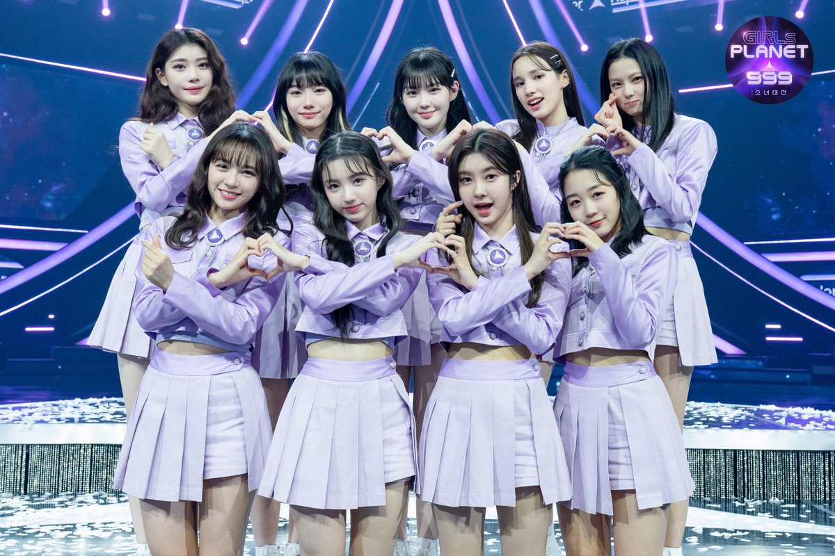 KEP1ERBRASlL's tweet photo. Kep1er foi 9
Kep1er é 9
Kep1er sempre será NOVE

CHOI YUJIN
SHEN XIAOTING
SAKAMOTO MASHIRO
KIM CHAEHYUN
KIM DAYEON
EZAKI HIKARU
HUENING BAHIYYIH
SEO YOUNGEUN
KANG YESEO

#Kep1er #케플러
@official_kep1er @kep1er_jp https://t.co/4qHqS5CVHG