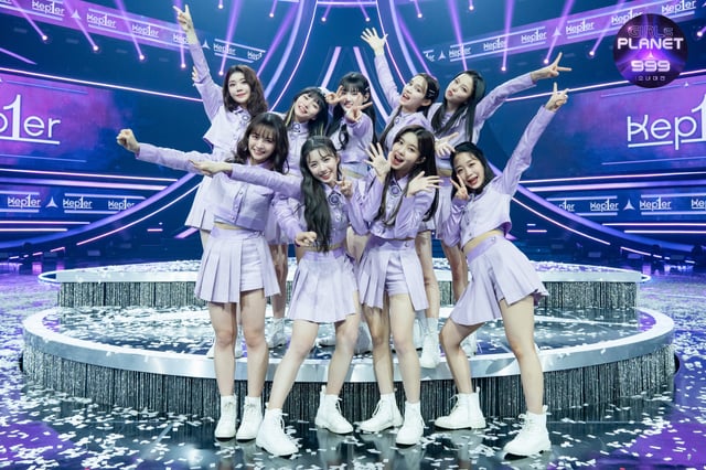 KEP1ERBRASlL's tweet photo. Kep1er foi 9
Kep1er é 9
Kep1er sempre será NOVE

CHOI YUJIN
SHEN XIAOTING
SAKAMOTO MASHIRO
KIM CHAEHYUN
KIM DAYEON
EZAKI HIKARU
HUENING BAHIYYIH
SEO YOUNGEUN
KANG YESEO

#Kep1er #케플러
@official_kep1er @kep1er_jp https://t.co/4qHqS5CVHG