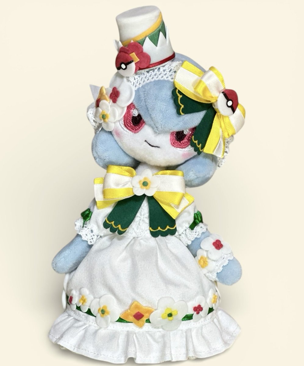 alcremie_Ruby's tweet photo. #みんなのポケパーク衣装見せて
お花と帽子は樹脂粘土で作りました！ https://t.co/TsLegRPgYJ
