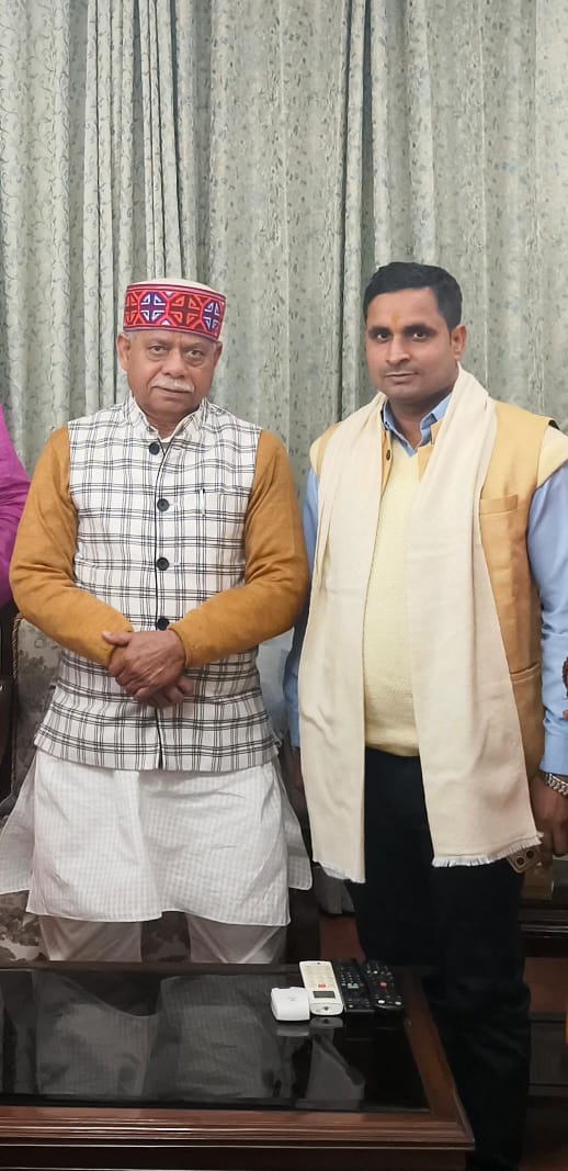 उत्तर प्रदेश की राजनीति से लेकर देश की राजनीति में भी अपनी गौरवशाली उपस्थिति दर्ज कराने वाले अति वरिष्ठ राजनेता आदरणीय श्री शिव प्रताप शुक्ला जी को तेलंगाना राज्य के महामहिम राज्यपाल नियुक्त किए जाने पर उन्हें हार्दिक बधाई  शुभकामनाएं <a href="/ShivPShukla_Gov/">Shiv Pratap Shukla</a> <a href="/tg_governor/">Governor of Telangana</a> <a href="/kushinagarpol/">Kushinagar Police</a>