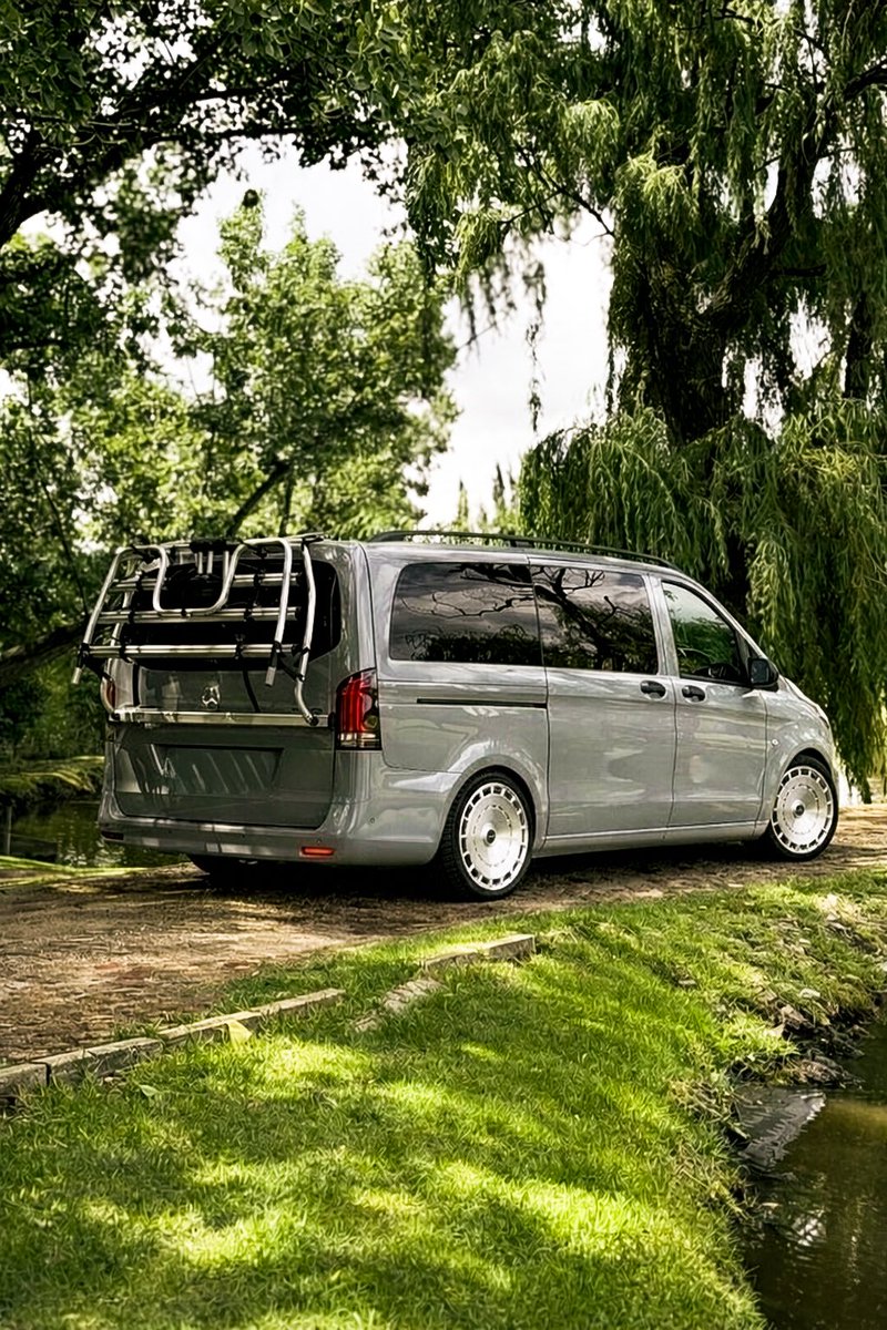 CarsInPixels tweet media