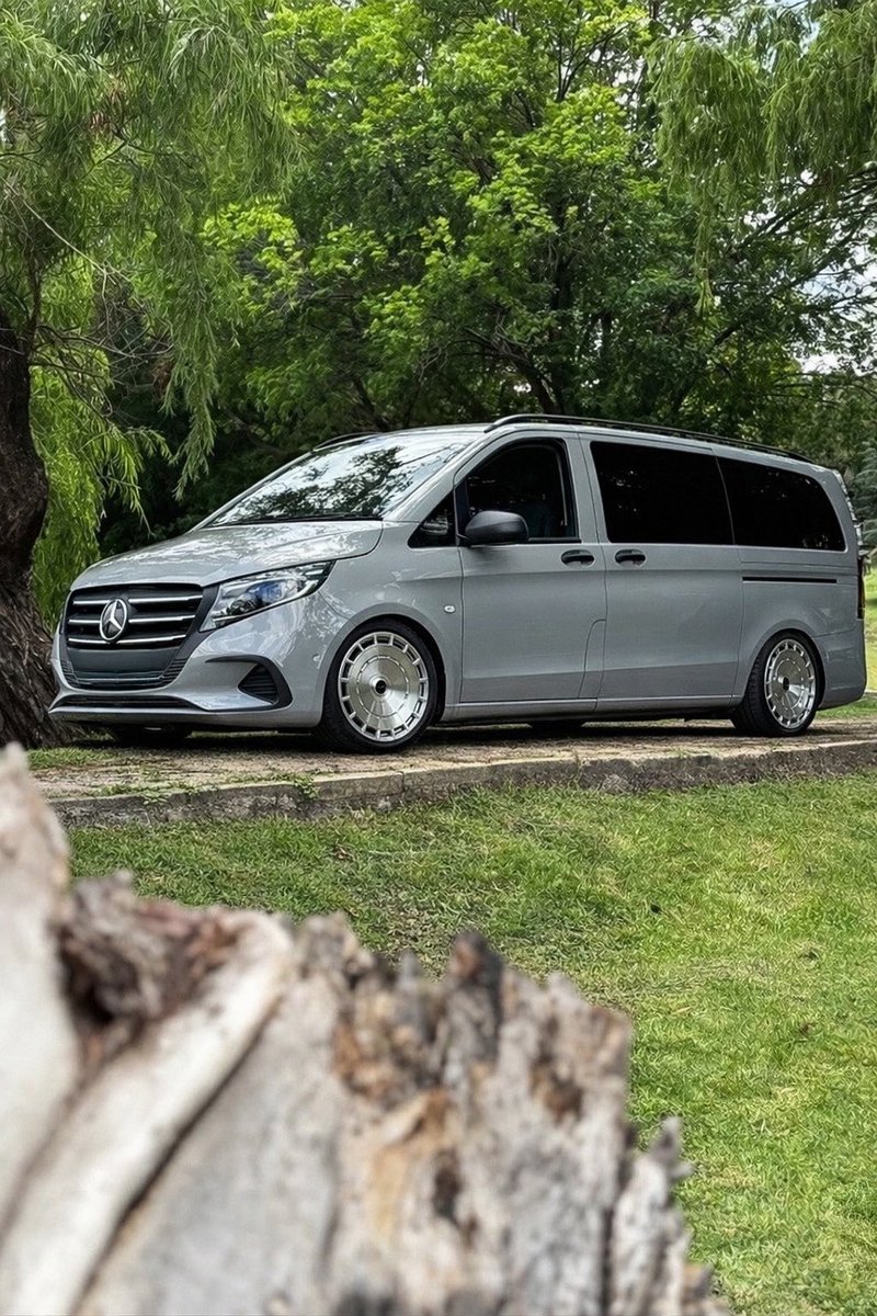 CarsInPixels tweet media