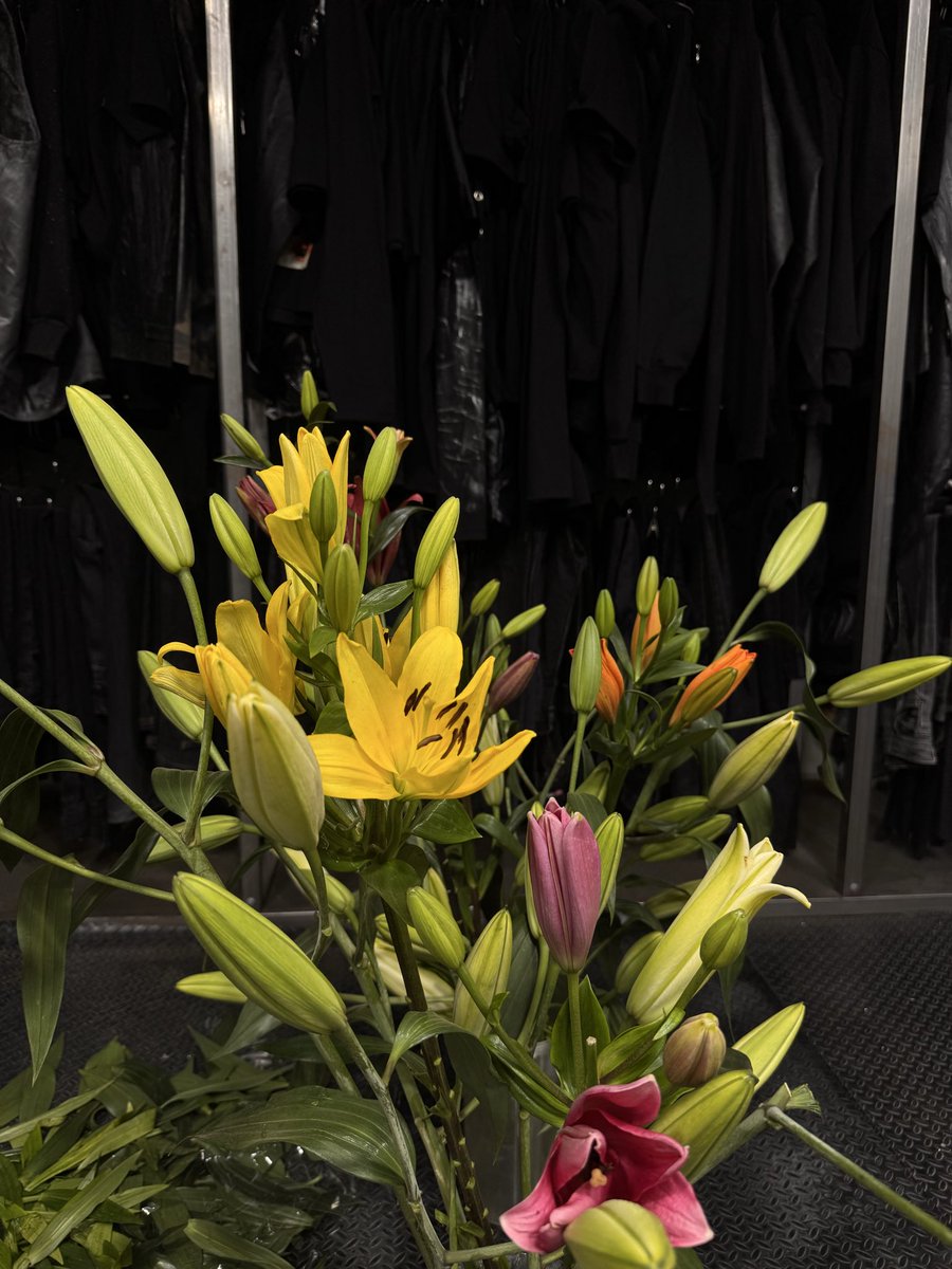 Mi terapia es smp tener flores para mi abuela y sentir q está conmigo