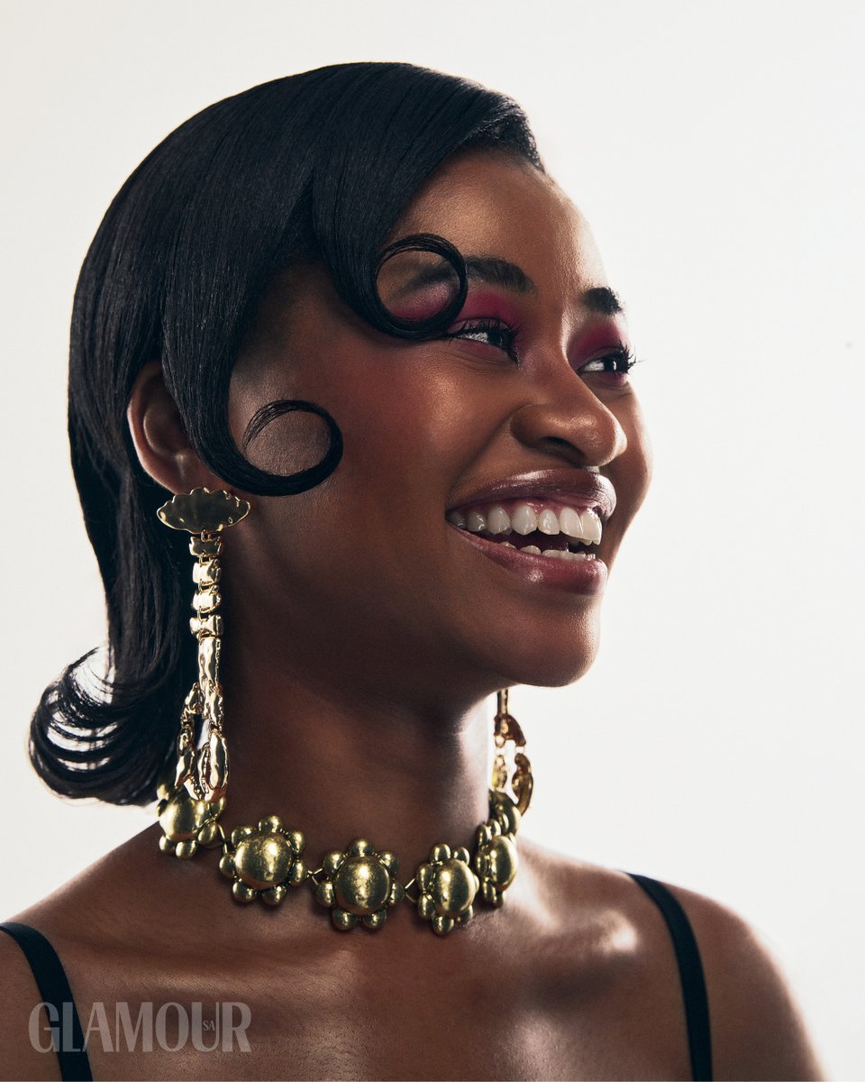 GLAMOUR South Africa tweet media