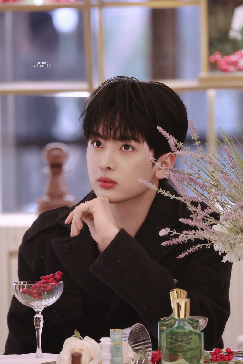 영영 tweet media