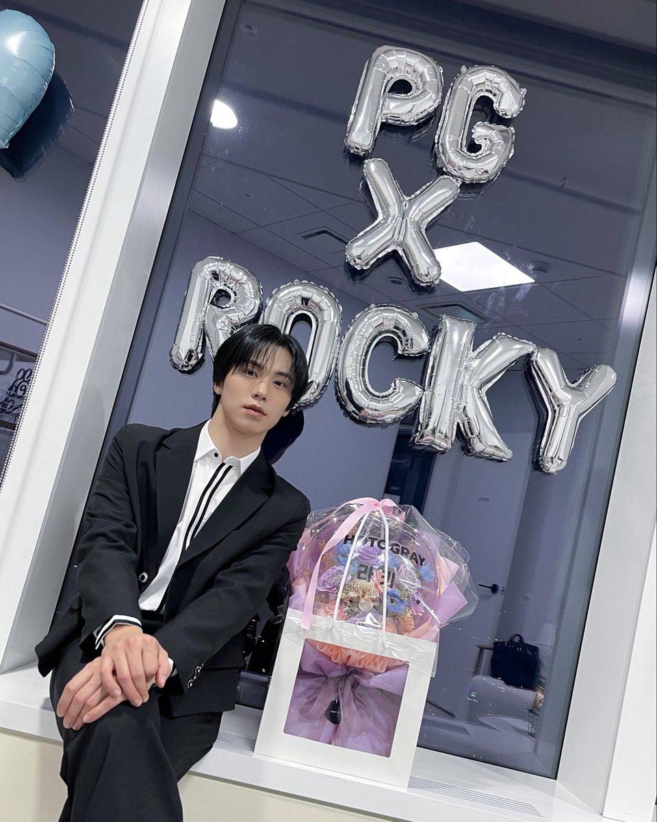 언제나 예쁘게 사진 찍어주셔서
감사합니다 📸🎞️ 💛

#라키 #ROCKY
#HAMO #하모
#포토그레이 #photogray