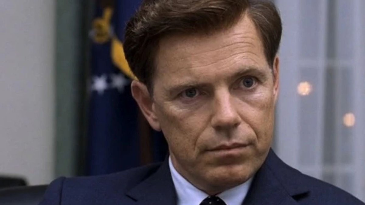 Screen-Space tweet media