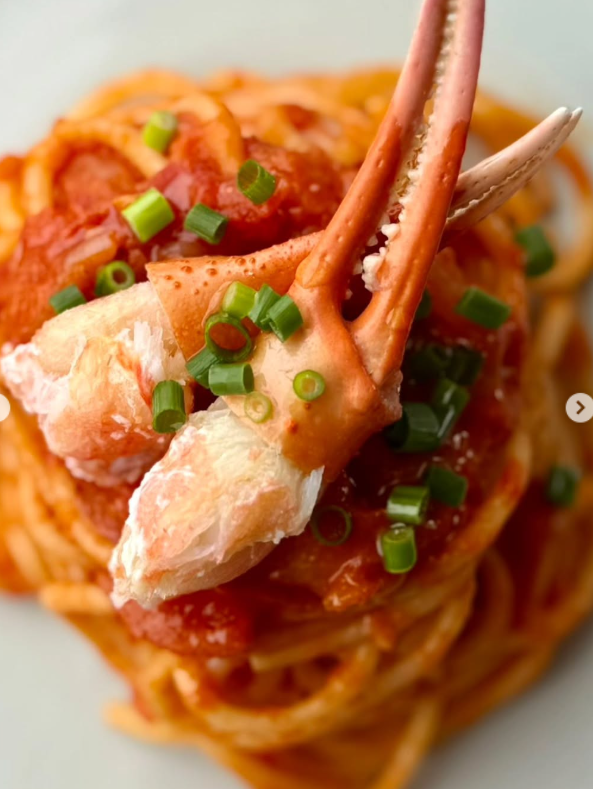 ＃津軽半島観光アテンダント　ちえっちーです。
明日の　＃中泊町 ＃中泊大集合市　出店
＃KITCHENてるてる　メニュー発表！
おいしそ～
季節限定紅ズワイガニのトマトクリームソースも
フォカッチャも迷う！全部買うべ。
KITCHENてるてるInstagram
他のメニューもチェック☟
instagram.com/p/DVc3hVCE9Vd/…