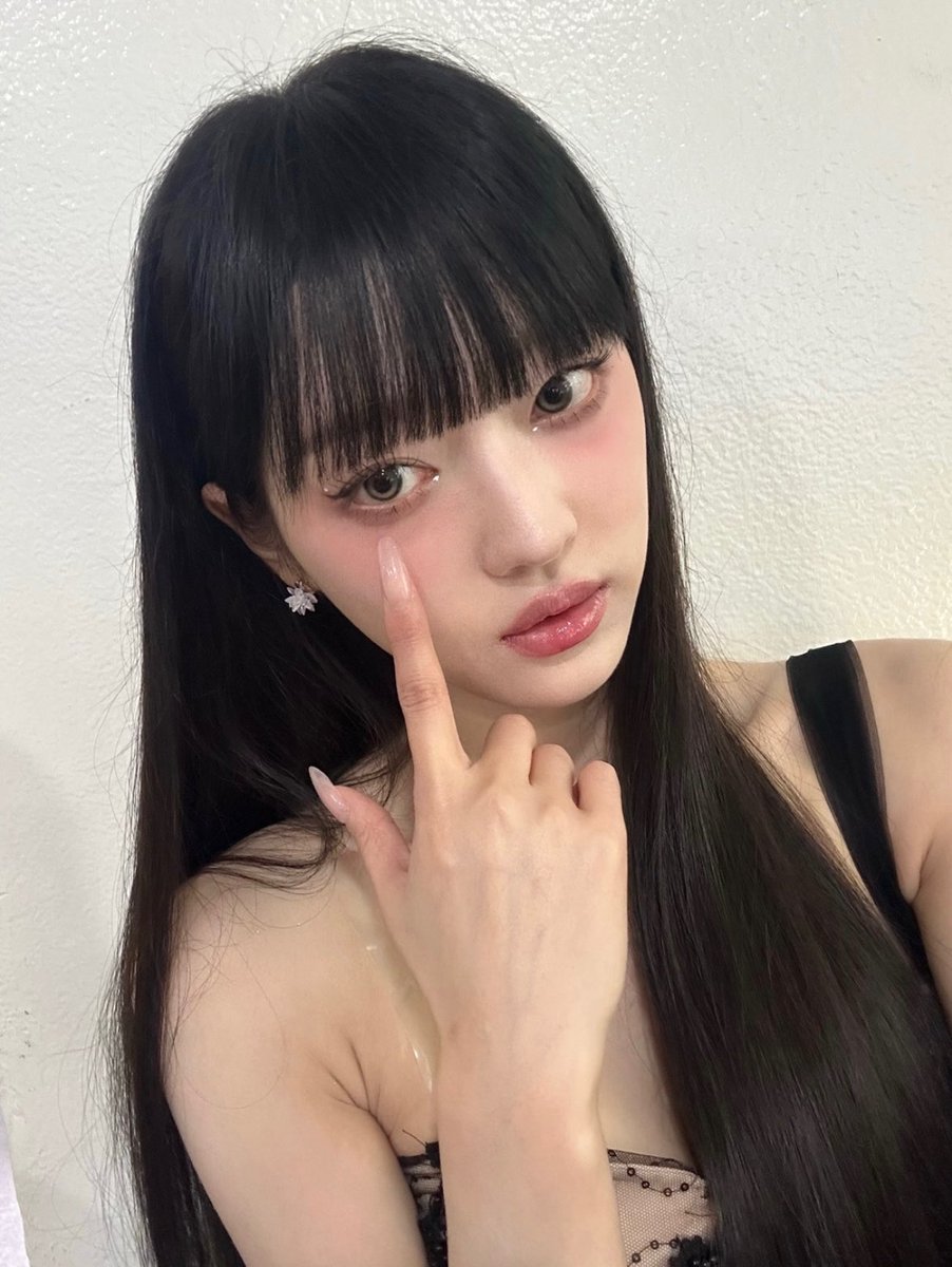 With Jiho 🩵 tweet media
