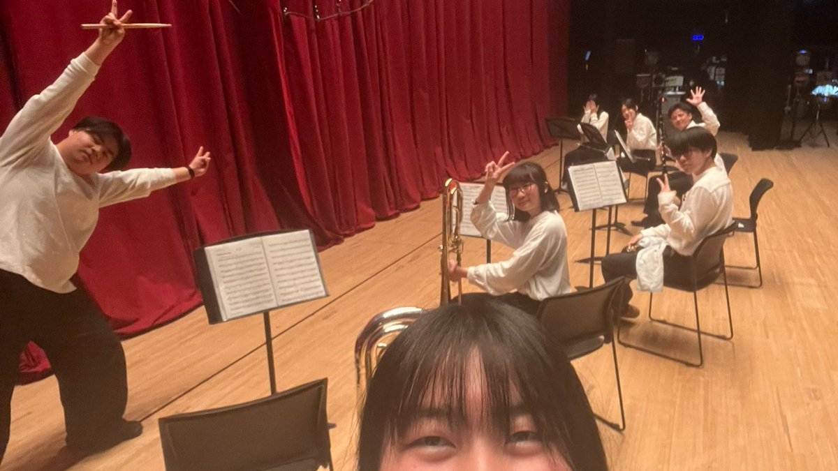 oucbrass's tweet photo. 本日は「第36回 東大阪市民文化芸術祭」に出演させていただきました♪
ありがとうございました！
#春から大商大
#吹奏楽部
#大阪商業大学
#金管#木管 https://t.co/EhN8cKrfUR
