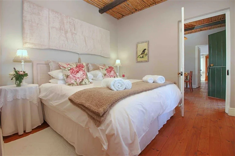 Andre24Social's tweet photo. Enjoy peaceful countryside views and relaxing veranda spaces at Rondekuil Farm in Durbanville.
π Rondekuil Farm, Malanshoogte Road, Durbanville
π https://t.co/kNldn8WkOR
π +27 21 972 1031
π© info@rondekuil.co.za
#rondekuil #durbanville #countrysidestay #capetowngetaway https://t.co/FPy7ZPkPB3