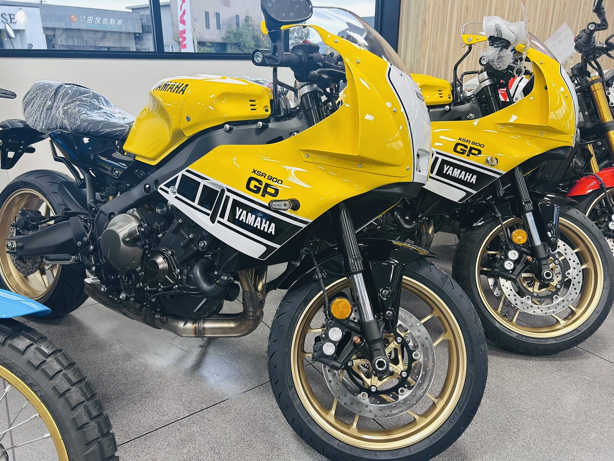 2台並ぶと華やかですなぁ✨ 私は女子なので 菜の花カラーが 春が来た