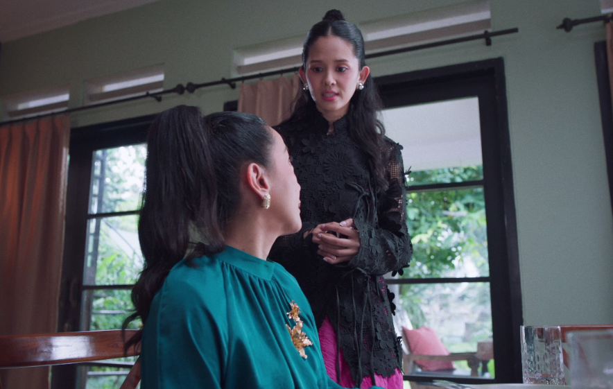 WatchmenID's tweet photo. Episode 2 nya, The Conversation juga menarik.

Sesuai judulnya, gak semua orang pinter ngebuka pembicaraan dengan siapapun, termasuk keluarga sendiri. Durasinya yang singkat bisa nge-highlight kecanggungan itu dengan sangat baik.

Placementnya pun masuk dengan okeh! 👌 https://t.co/cjyayavSy7