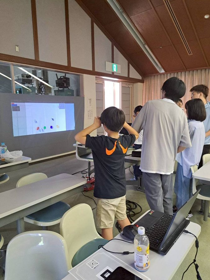 KyutXR's tweet photo. #春から九工大
九州工業大学に合格された
新入生の皆さんおめでとうございます！！
我々は九工大飯塚キャンパス公認サークルのKyutXRです！
サークルではARやVRを使ったコンテンツを作ってます！
興味がある方は是非交流用のdiscordサーバーにご参加ください！（質問可）
https://t.co/8ojdbCqt37 https://t.co/tgHtcTCUqr