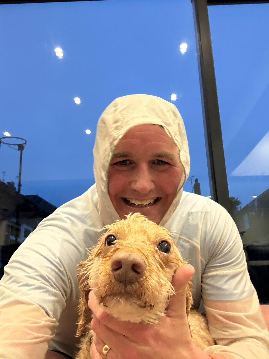 mrwebleyteach's tweet image. Hoping the market is more upbeat than the weather today! ☔️ #running #harrogate