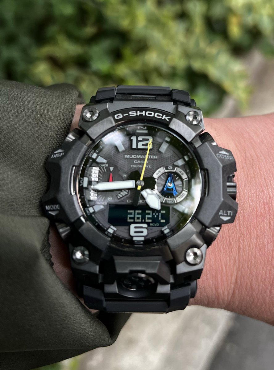 MUDMASTER202626's tweet photo. こいつの唯一の弱点と言えば、体温が高い人間が腕につけてたら外気温度を正確にすぐ測れないこと!笑
#casio
#MUDMASTER
#GShock https://t.co/s7WuItg7mz