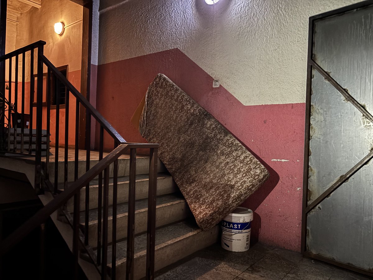 Es confirma que la mort dels 5 adolescents a Manlleu el 16 de febrer va ser un accident i que tot va començar amb l’incendi d’un matalàs, possiblement per una burilla. És la conclusió de la investigació dels <a href="/mossos/">Mossos</a> que han passat el cas als jutjats.