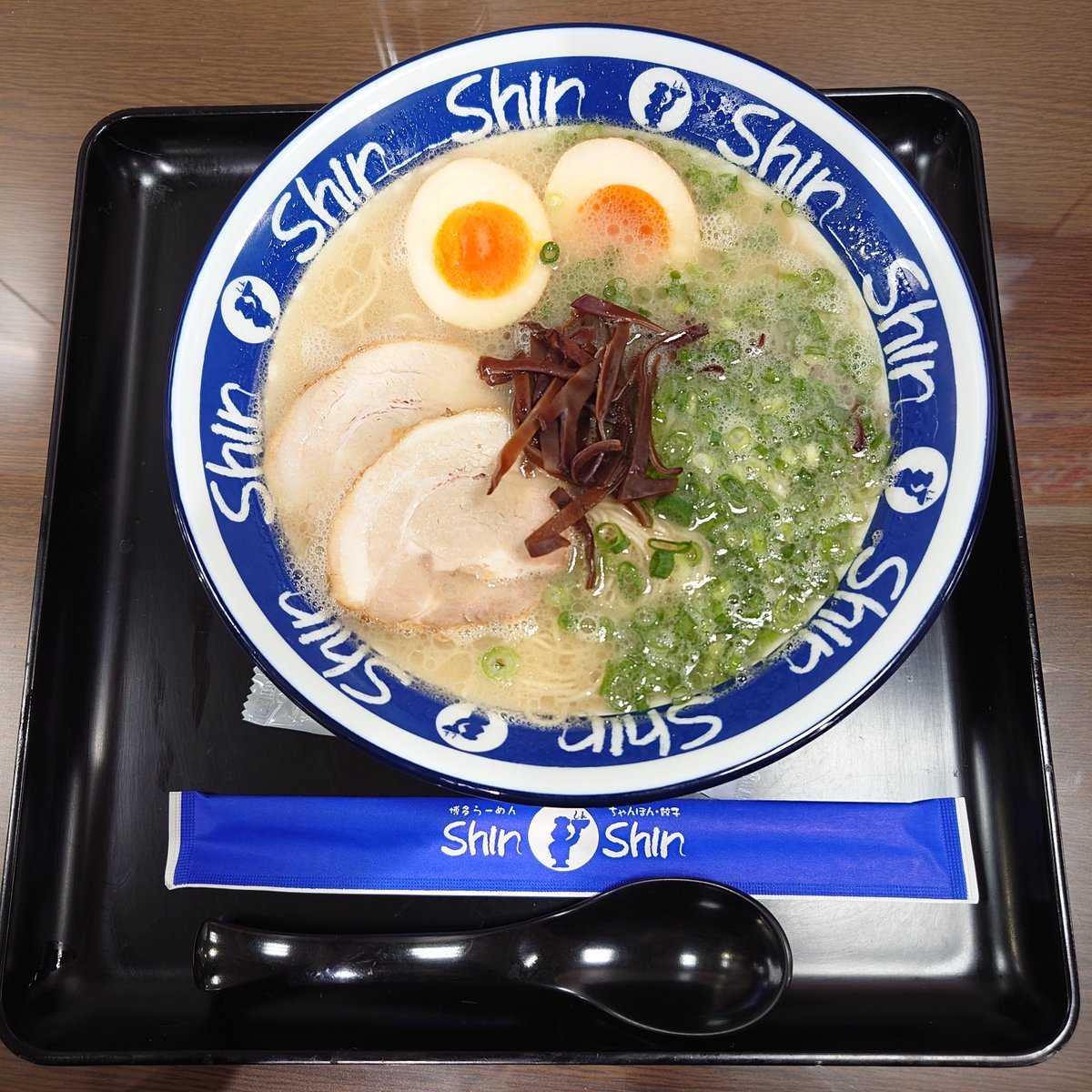 どうしても食べたくて平日の昼間に🏃
久々の生にんにくでお腹🌀