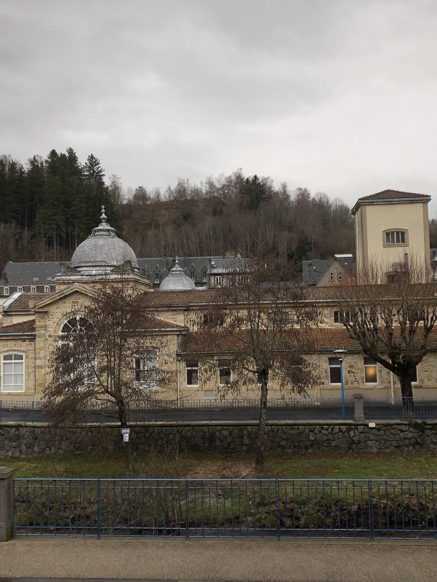 Office tourisme Murat le Quaire tweet media