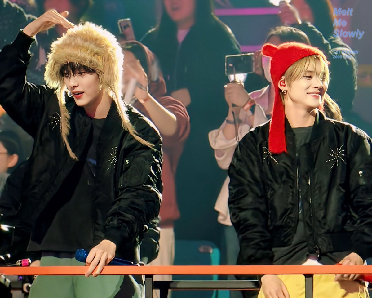 𝙈𝙚𝙡𝙩 𝙈𝙚 𝙎𝙡𝙤𝙬𝙡𝙮 tweet media