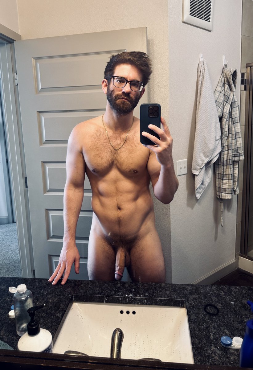 TheSexyArchitect tweet media