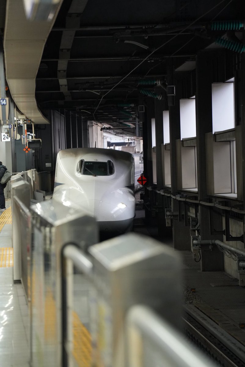 0xec11's tweet photo. 東海道新幹線も人生初
やっぱ東京便利だなぁ〜 https://t.co/X8CjagJJmY