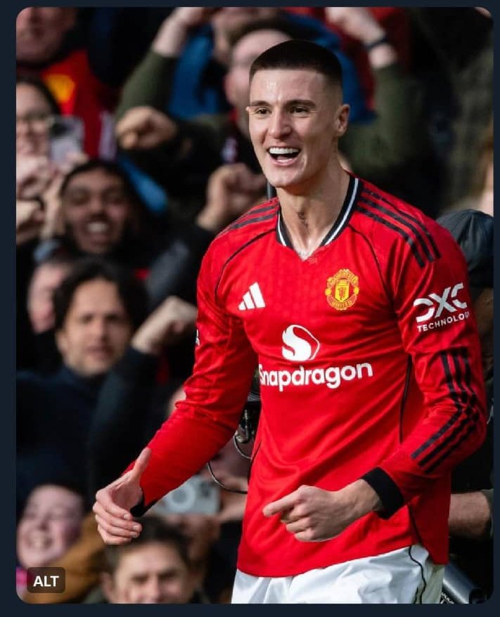 Rising and grinding ☀️ Washing off yesterday's doubts, today's goals loading... 
Good Morning My People ❤️❤️