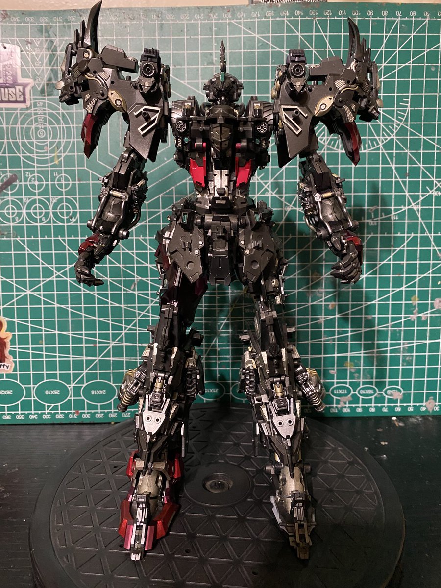 Spade_XIII tweet media