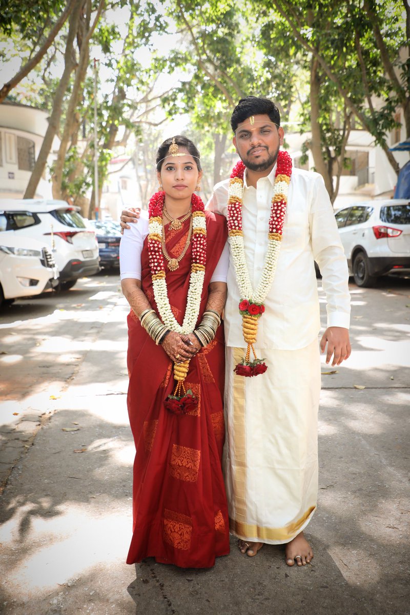 vigneshw93's tweet image. Hearty congratulations and Happy Married Life to my dear Hosur @dhanushkraja Fans Club Vignesh 💍
May your life be filled with endless love, joy and prosperity. Best wishes! ✨
#DhanushFans #HappyMarriedLife #Love @Hosuronline_DFC @MahaVignesh_DFC