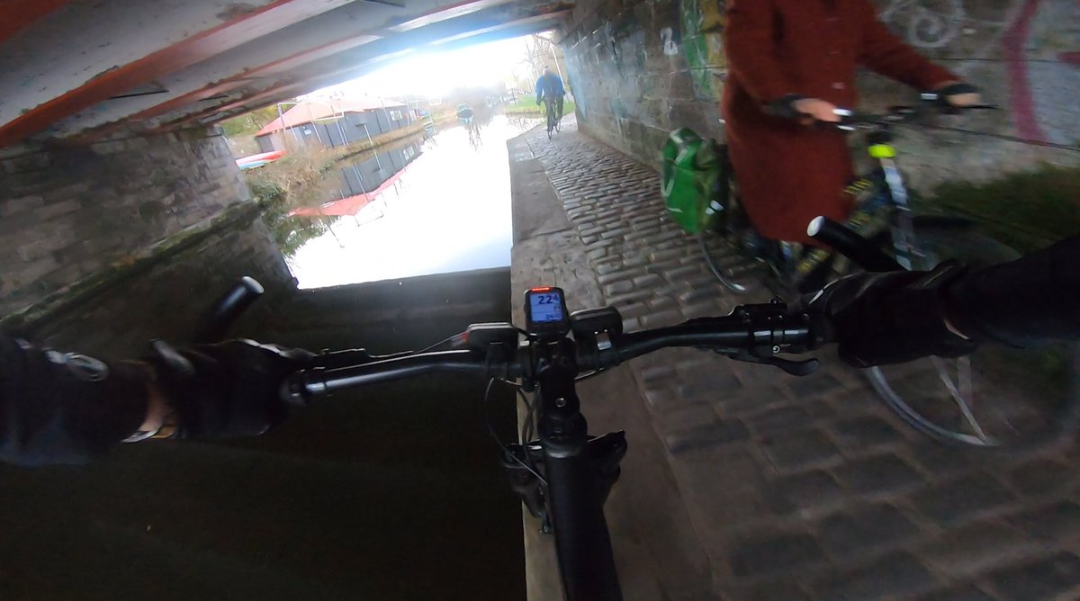 M_Hartl's tweet image. Brightish morning in #WardieBay: today: #CyclingToWork; marking course work; #meetings; #admin #lifeofanacademic markhartl.hw.ac.uk