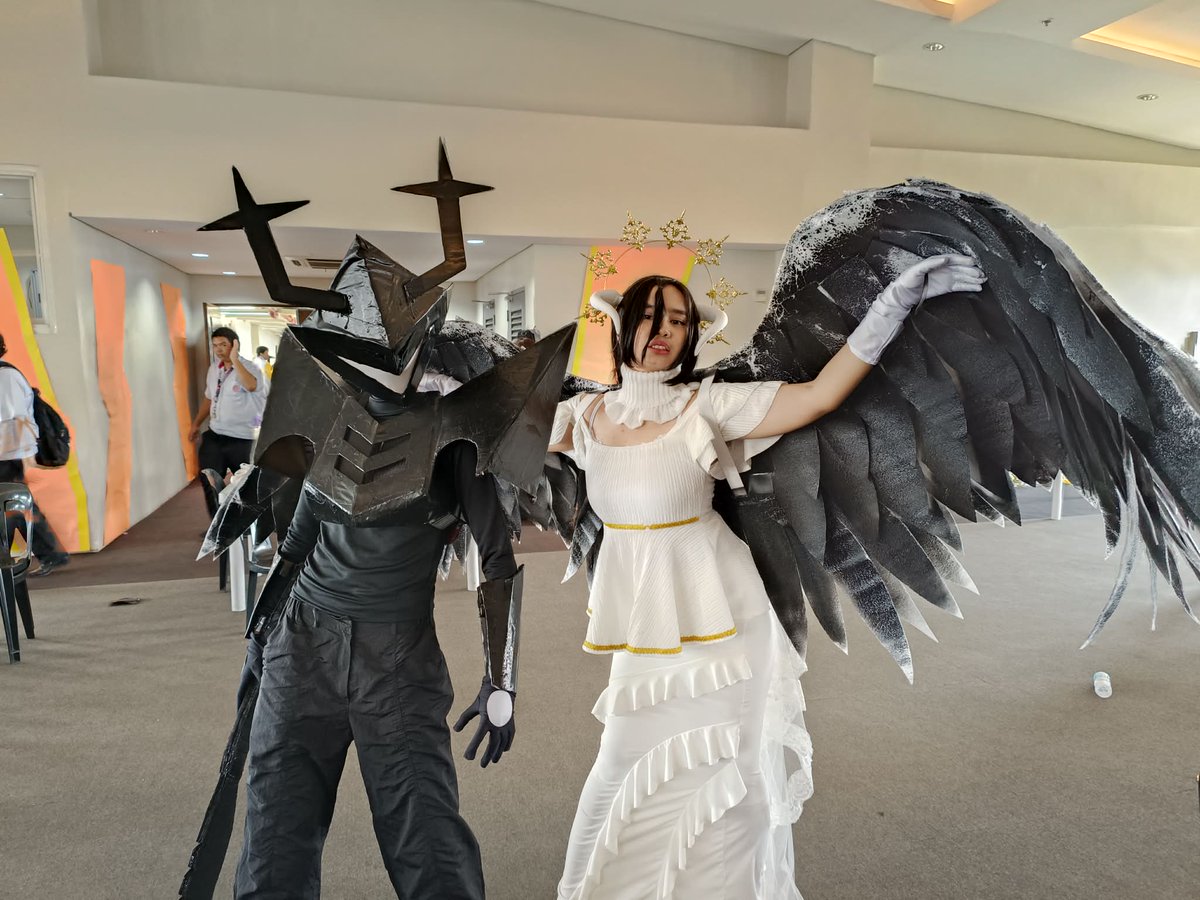 skipyd1's tweet photo. guess who cosplayed the roaring knight #DELTARUNE https://t.co/aF7h1582z2