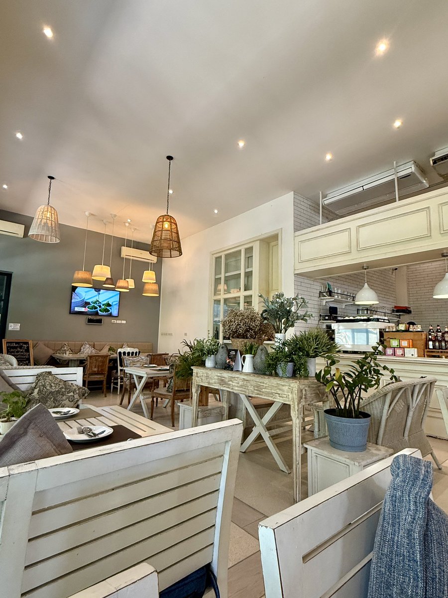 He told me(ฮิโตมิ) tweet media