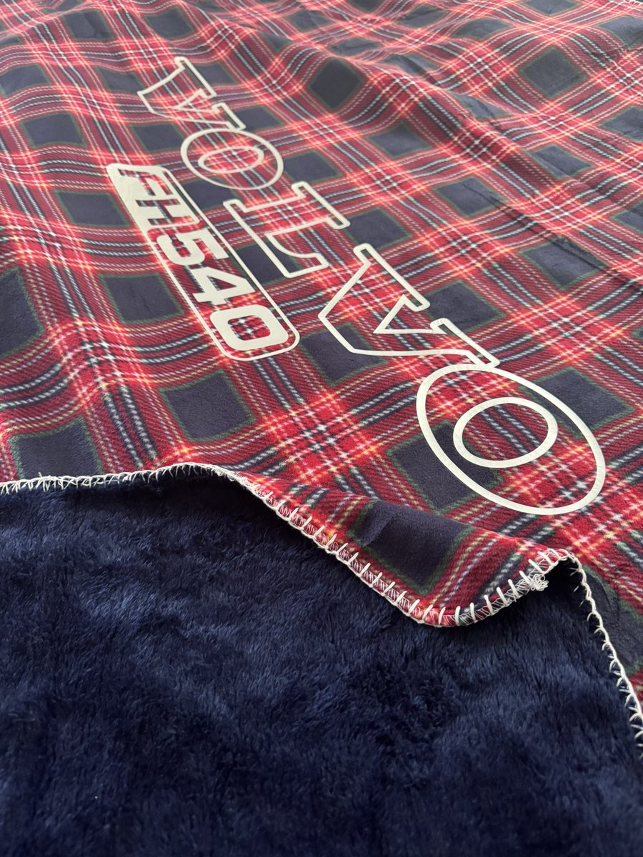 Lorry Living tweet media