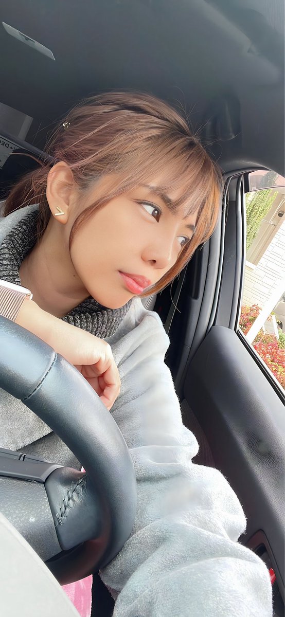 ニコル tweet media