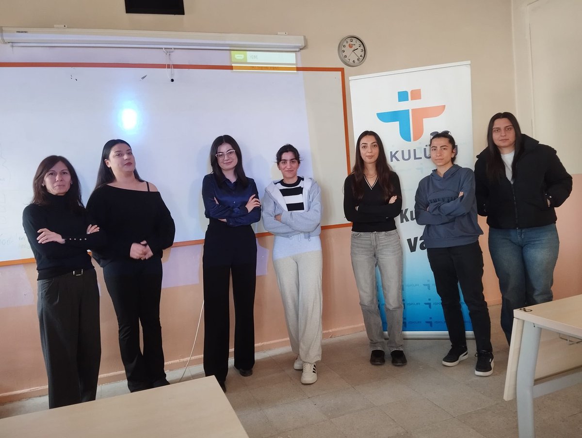 📍Kadınların gücünü, emeğini ve başarılarını simgeleyen 8 Mart Dünya Kadınlar Günü vesilesiyle ASÜ Teknik Bilimler MYO'da gerçekleştirilen İş Kulübü Eğitimimiz, genç kadınların geleceğe daha umutla ve özgüvenle bakmalarına katkı sağlamıştır.