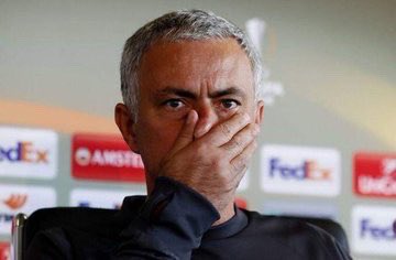 At the home of the vice president Islamic terrorists in this country  ransack a military base kill some soldiers and kidnapped 100 women girls and children yesterday ooh in Nigeria , we are not at war ooh
Event are happening in real time.