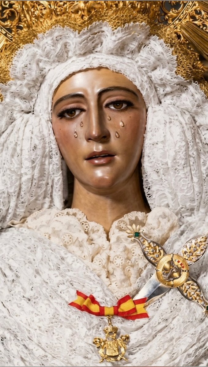 ESPERANZA

                       / si nuestra nave naufraga.