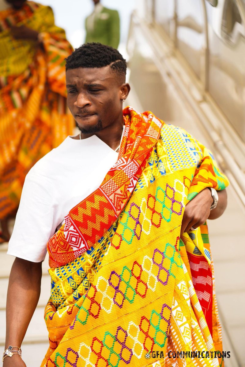 KDG🪑🇬🇭 tweet media